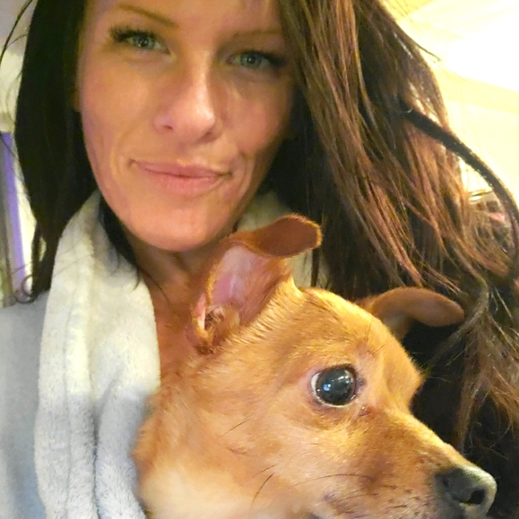 Meet your Posher, Tarryn - Picture 2 of 3